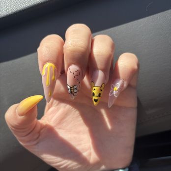 Bliss Nails & Spa 2 - Nail Salons Near Me - La Mesa, California