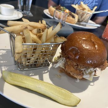 Yardbird - Nashville Hot Yardbird Chicken Sandwich - Southern Near Me - Las Vegas, Nevada Yardbird - Nashville Hot Yardbird Chicken Sandwich - Southern Near Me - Las Vegas, Nevada
