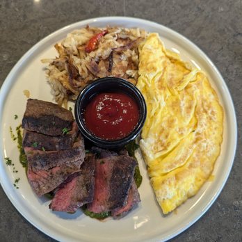 Kaldi’s social house - Steak & Eggs plus Potatoes Meal - Coffee & Tea Near Me - Arlington, Virginia