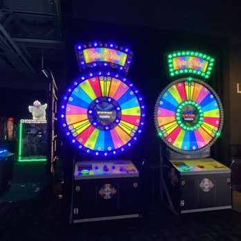 Dave & Buster's Green Bay - Sports Bars Near Me - Green Bay, Wisconsin Dave & Buster's Green Bay - Sports Bars Near Me - Green Bay, Wisconsin