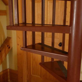 Geronimo Creek Retreat - Lol. Very small stairs. - Vacation Rentals Near Me - Seguin, Texas Geronimo Creek Retreat - Lol. Very small stairs. - Vacation Rentals Near Me - Seguin, Texas