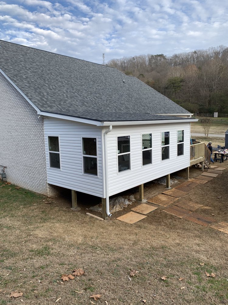 Slide of Common Grounds Services