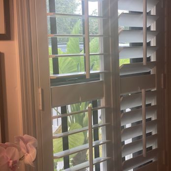 Simply Shutters - Bathroom - Shutters Near Me - Port St Lucie, Florida Simply Shutters - Bathroom - Shutters Near Me - Port St Lucie, Florida