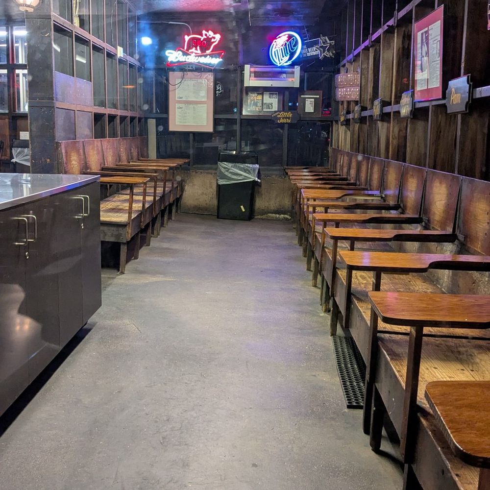 Sonny Bryan's Smokehouse - Front single seating area - Barbeque Near Me - Dallas, Texas Sonny Bryan's Smokehouse - Front single seating area - Barbeque Near Me - Dallas, Texas