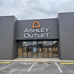 Ashley Outlet