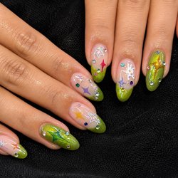 C Star Nails
