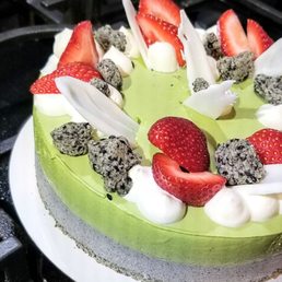 matcha and black sesame mousse cake