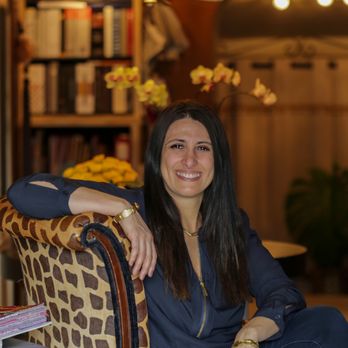 Francesca Morgan Interiors - Francesca in the studio - Interior Design Near Me - Stuart, Florida Francesca Morgan Interiors - Francesca in the studio - Interior Design Near Me - Stuart, Florida