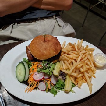 Les Frères de la Côte - Burger - Pizza Near Me - Quebec City, Quebec Les Frères de la Côte - Burger - Pizza Near Me - Quebec City, Quebec