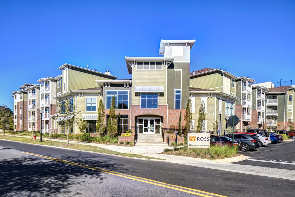 160 ROSS Updated September 2024 69 Photos 160 N Ross Street
