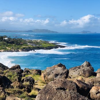 Makapu'u Lookout - 02/16/2020: Beautiful blue water... - Landmarks & Historical Buildings Near Me - Waimanalo, Hawaii Makapu'u Lookout - 02/16/2020: Beautiful blue water... - Landmarks & Historical Buildings Near Me - Waimanalo, Hawaii