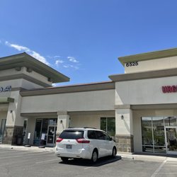 Sunset Clinic - Front of building