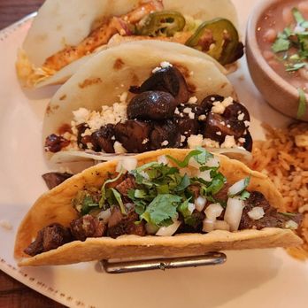 Old Pueblo Cantina - Steak taco with crunchy shel, mushroom soft taco and mahi mahi soft taco - Mexican Near Me - Chicago, Illinois Old Pueblo Cantina - Steak taco with crunchy shel, mushroom soft taco and mahi mahi soft taco - Mexican Near Me - Chicago, Illinois