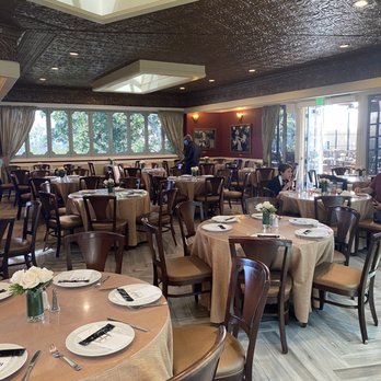 Universal Studios Hollywood - Lunch room for VIP experience. - Amusement Parks Near Me - Universal City, California Universal Studios Hollywood - Lunch room for VIP experience. - Amusement Parks Near Me - Universal City, California
