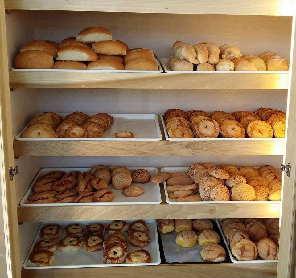 La Salvadorena Bakery & Cafe