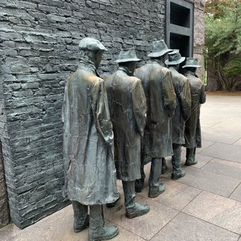 Franklin Delano Roosevelt Memorial - Statue of citizens in line for a breadline during the Depression - Landmarks & Historical Buildings Near Me - Washington, DC, District of Columbia