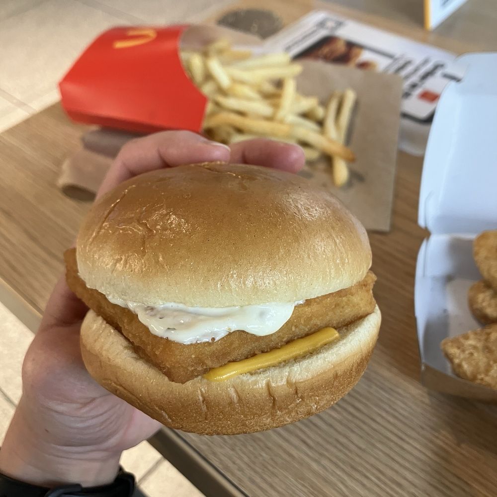 McDonald's - Gorgeous filet o fish . Just look at that bun! - Fast Food Near Me - Durham, North Carolina McDonald's - Gorgeous filet o fish . Just look at that bun! - Fast Food Near Me - Durham, North Carolina