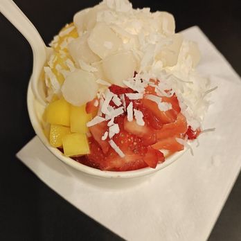 Fly Me To The Moon - Desserts Near Me - Flushing, New York