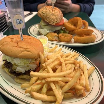 Mel's Drive-In - Diners Near Me - San Francisco, California