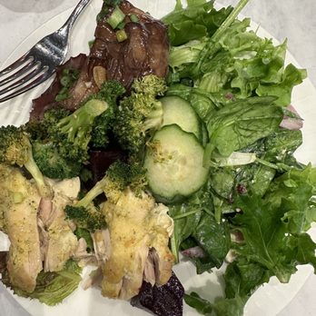 The Centurion Lounge - Airport Lounges Near Me - San Francisco, California
