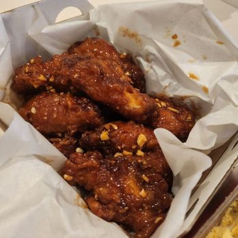 bb.q Chicken Gardena - Honey garlic wings - Chicken Wings Near Me - Gardena, California bb.q Chicken Gardena - Honey garlic wings - Chicken Wings Near Me - Gardena, California