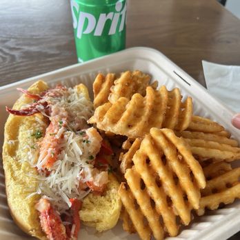 Pan Roast - Lobster roll with myself - Seafood Near Me - Camas, Washington
