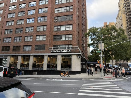 Utopia Bagels by null