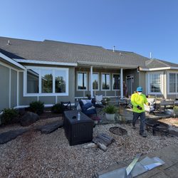 Battlefield Services - House courtyard with Jame Hardie siding installed