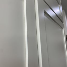 FRIDGE DOORS DO NOT LINE UP.
