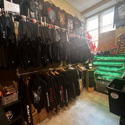 Metal Shop - Shirts and hoodies