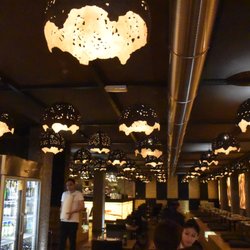 Ono Sushi Experience - Modern orient decor!