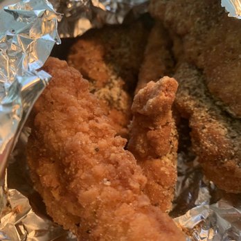 Bangin’ Wingz - Chicken fingers with garlic and parsley rub. - Chicken Wings Near Me - Johnston, Rhode Island