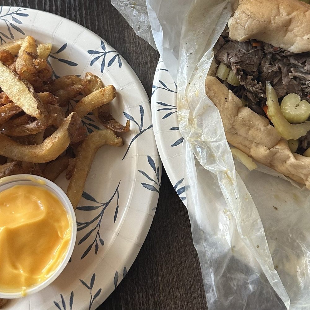 Mr. Beef - Italian beef and fries - Fast Food Near Me - Chicago, Illinois Mr. Beef - Italian beef and fries - Fast Food Near Me - Chicago, Illinois