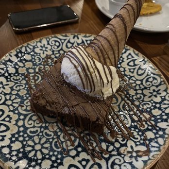 Da Silva Steakhouse - Da Silva Brownie - Steakhouses Near Me - Orlando, Florida Da Silva Steakhouse - Da Silva Brownie - Steakhouses Near Me - Orlando, Florida