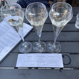 Champagne flight