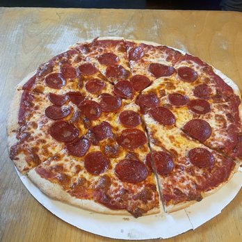 Miguel's Pizza - Full pie, 8 slices - Pizza Near Me - Slade, Kentucky Miguel's Pizza - Full pie, 8 slices - Pizza Near Me - Slade, Kentucky