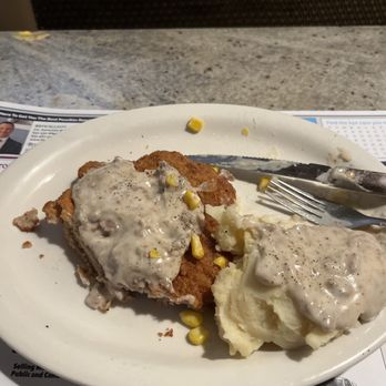 BLD's Restaurant - Beef Country Fried Steak and mashed potatoes - Breakfast & Brunch Near Me - Ronkonkoma, New York