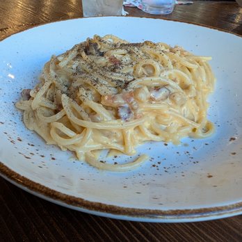 La Bella Pinseria Romana - Carbonara - Italian Near Me - Glendale, California La Bella Pinseria Romana - Carbonara - Italian Near Me - Glendale, California