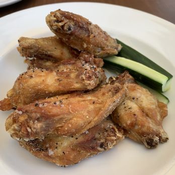 10 Acres Commons - Salt and pepper chicken wings - Seafood Near Me - Victoria, British Columbia