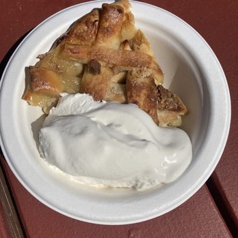 Pie-Oh-My - Apple Pie - Desserts Near Me - Portland, Maine Pie-Oh-My - Apple Pie - Desserts Near Me - Portland, Maine