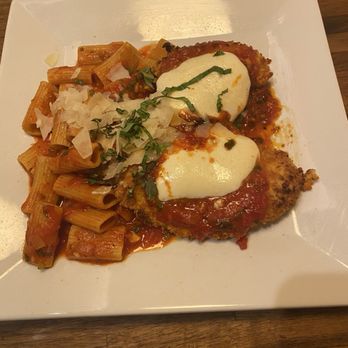Barnwood Tavern - Chicken parm w/pasta - New American Near Me - Danbury, Connecticut Barnwood Tavern - Chicken parm w/pasta - New American Near Me - Danbury, Connecticut