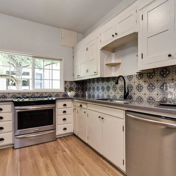 Floors with Flair - Tile black splash - Carpeting Near Me - Hillsboro, Oregon Floors with Flair - Tile black splash - Carpeting Near Me - Hillsboro, Oregon