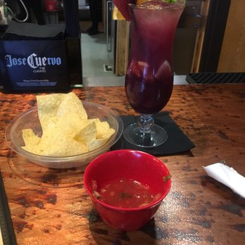 El Jardin - Chips & Salsa - Mexican Near Me - Commerce City, Colorado El Jardin - Chips & Salsa - Mexican Near Me - Commerce City, Colorado