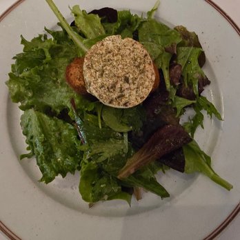 Bouchon - Warm goat cheese salad - French Near Me - Yountville, California Bouchon - Warm goat cheese salad - French Near Me - Yountville, California