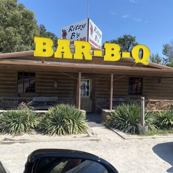 Ritzy B's Smokehouse & Grill - Front - Sandwiches Near Me - Decatur, Texas Ritzy B's Smokehouse & Grill - Front - Sandwiches Near Me - Decatur, Texas