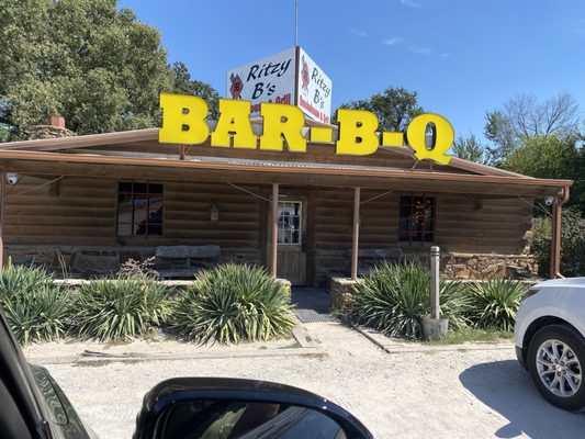 Ritzy B's Smokehouse & Grill by null