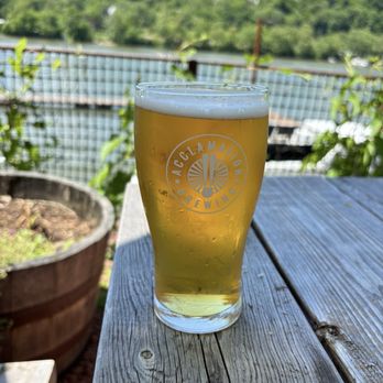 Acclamation Brewing - Helles - Breweries Near Me - Verona, Pennsylvania Acclamation Brewing - Helles - Breweries Near Me - Verona, Pennsylvania