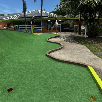 Bay View Mini-Putt & Zipline - Mini Golf Near Me - Kaneohe, Hawaii Bay View Mini-Putt & Zipline - Mini Golf Near Me - Kaneohe, Hawaii