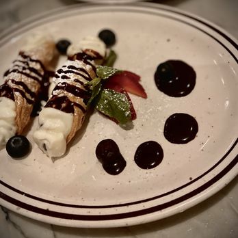 Trattoria Da Sofia - Canoli - Italian Near Me - San Diego, California Trattoria Da Sofia - Canoli - Italian Near Me - San Diego, California