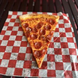 トップス PIZZA Calling all @giuseppessteelcitypizza fanatics!! Today we are